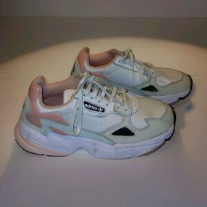 Adidas Falcon Sneakers Womens Sz 6 Pink/Green Performance Golf Comfort